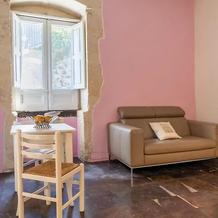 Caelum Hyblae Apartment *